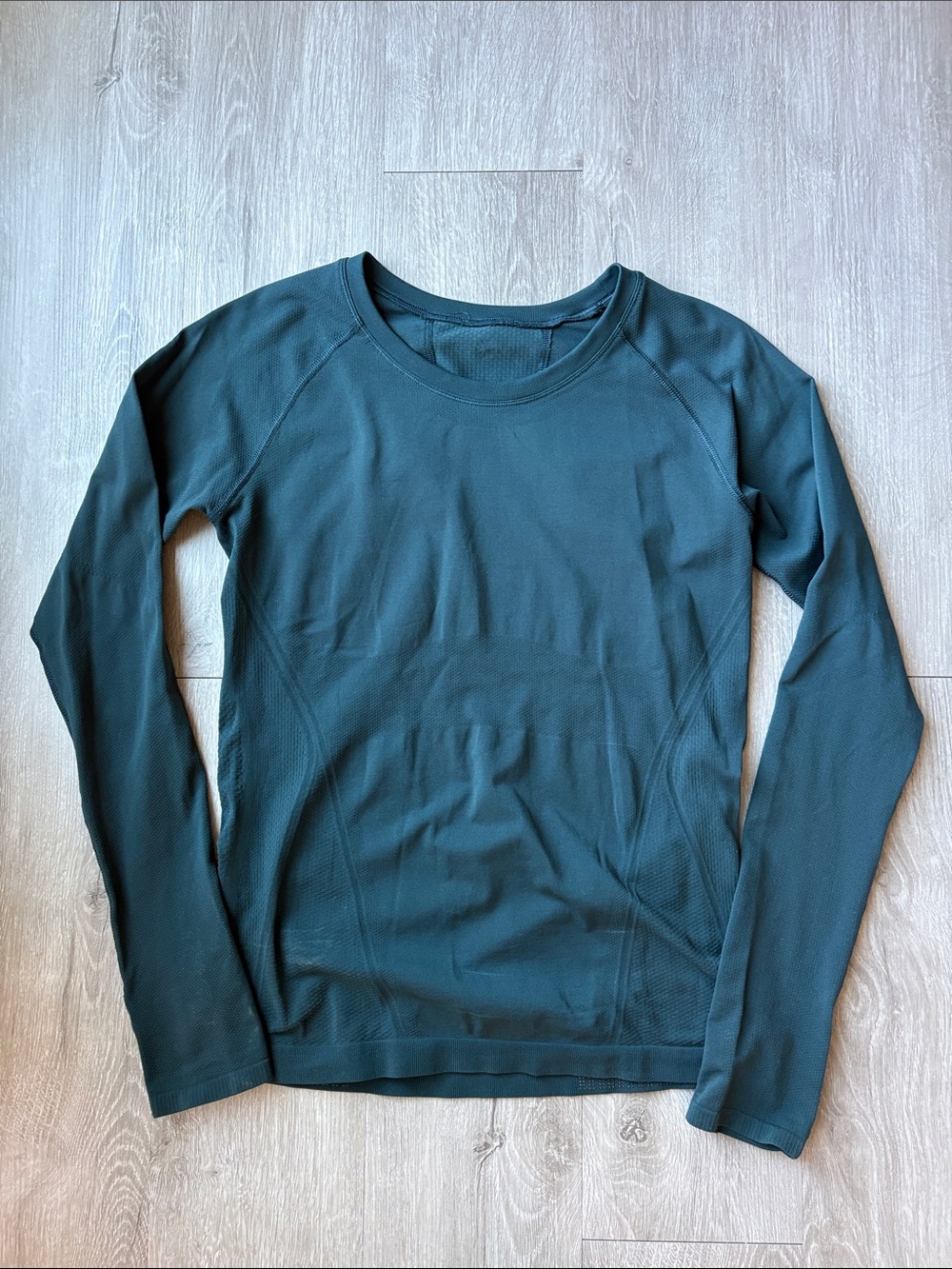 Athleta Momentum Top
